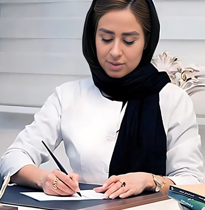 دکتر مهسا فربد، دندانپزشک ترمیمی